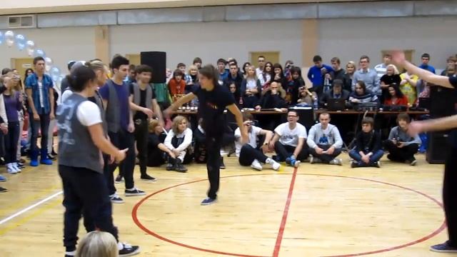 VERTIFIGHT IN RUSSIA 12- Say BraAh -vs- UNIBIT смотреть онлайн