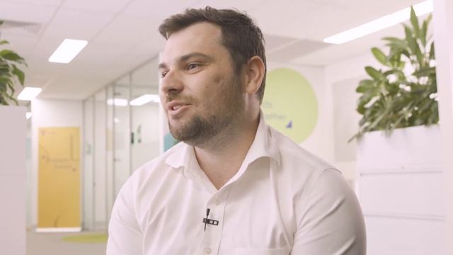 Truis - Networking Services смотреть онлайн