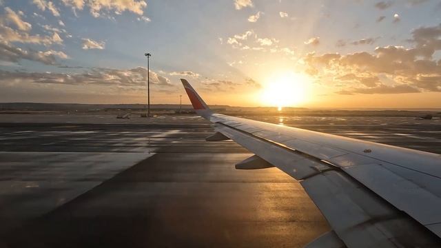 Taxiing At Adolfo Suárez Madrid-Barajas Airport During Sunrise |Window Seat 21A | Airbus A320neo |4