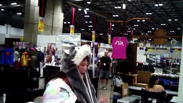 Hugged And Kissed Dot Org W/ Jiggy Jaguar KC Comic Con 2016 KC Mo