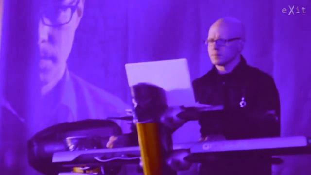 And One Metalhammer 1990 HQ смотреть онлайн