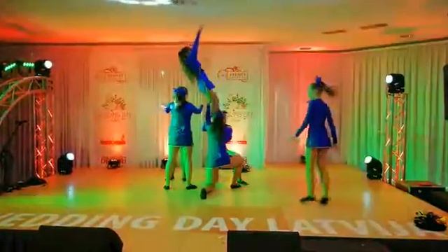 Cheerleading COURAGE team смотреть онлайн