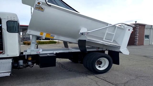 2005 KENWORTH T300 For Sale смотреть онлайн