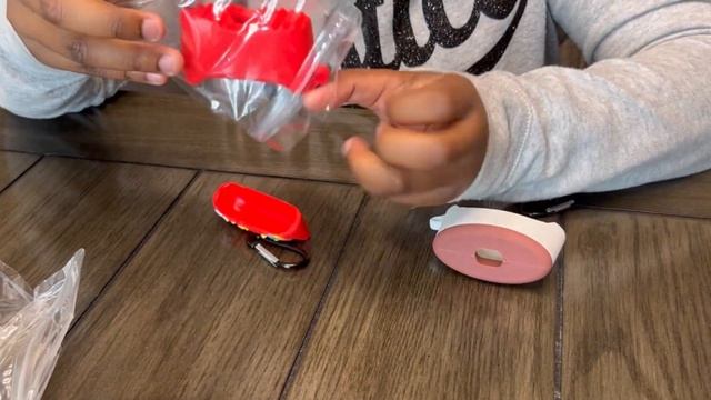 AIRPODS PRO SILICONE PROTECTIVE COVER WITH KEYCHAIN #airpods @TameraXone смотреть онлайн