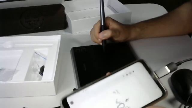 HUION HS64 no Tablet e celular android Mesa digitalizadora Configurações básicas смотреть онлайн