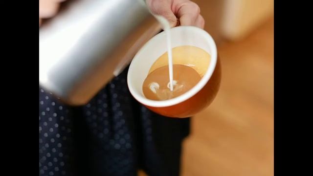 6 TIPS FOR LATTE ART