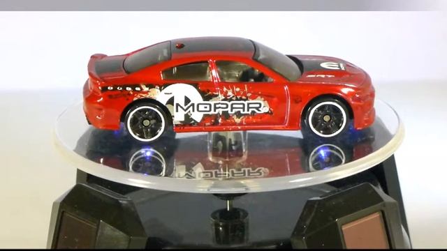 Hot Wheels '15 Dodge Charger SRT смотреть онлайн