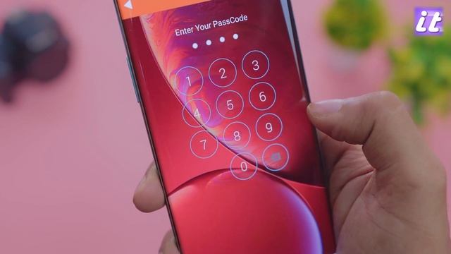 This is an application that allows to lock screen of your phone a completely new way смотреть онлайн