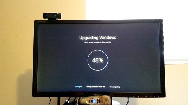 Gaming Rig Upgrade to Windows 10 from Windows 8.1 w/ GTX 780 & i7-4770K CPU: Simple! смотреть онлайн