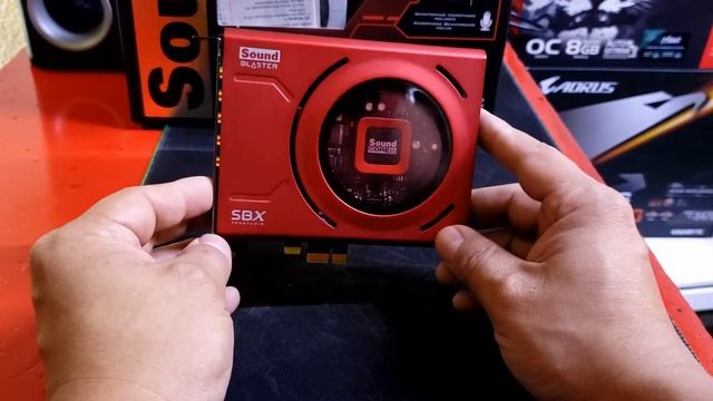 Sirven las tarjetas de audio para aficionados a la música? Revisamos la Creative Sound Blaster Z смотреть онлайн