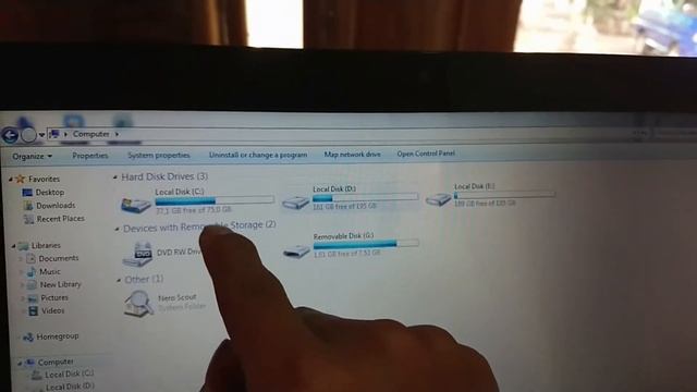 Toshiba C40 A Lemot dan minta install Ulang Windows 7 32 bit смотреть онлайн
