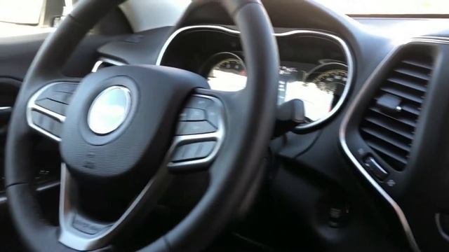 2019 'Bright White' Jeep New Cherokee North 4x4 смотреть онлайн