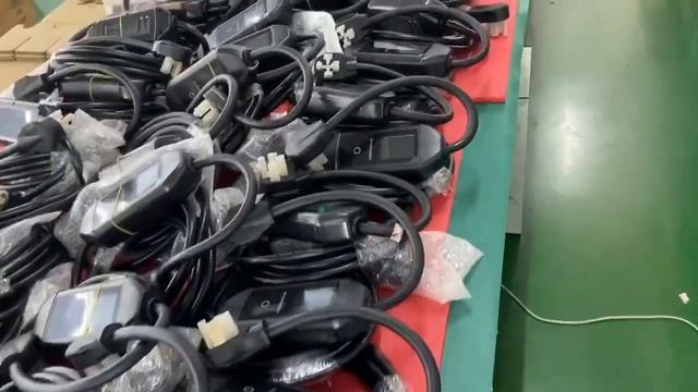 Portable EV charger #Зарядное устройство для электромобилей#evcharger #chargers #newenergy смотреть онлайн