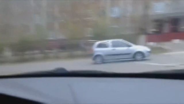 Подборка школьников за рулём (маленькая) смотреть онлайн