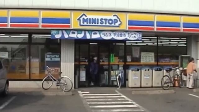 that vid of ronald mcdonald fighting 7-eleven ninjas while bad apple plays but kinda remastered смотреть онлайн