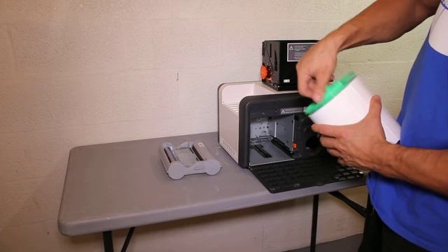 Installing Printer Paper смотреть онлайн