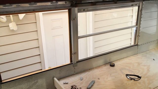 Bus Conversion Update April 2014 - Lightweight Living Project смотреть онлайн