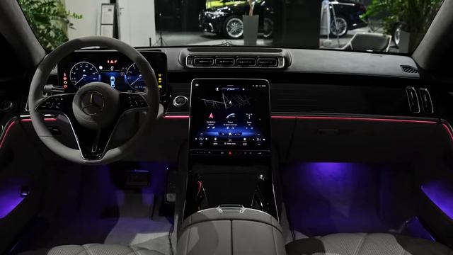 Mercedes Maybach S580 (2022) смотреть онлайн
