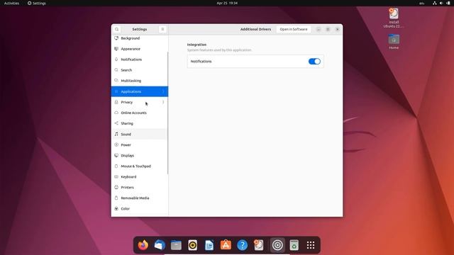 Ubuntu 22 04 LTS Review | Ubuntu Jellyfish | Is it really better? смотреть онлайн