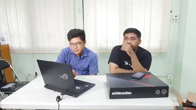 Penyerahan Giveaway Laptop Asus ROG Strix Indobot Academy смотреть онлайн