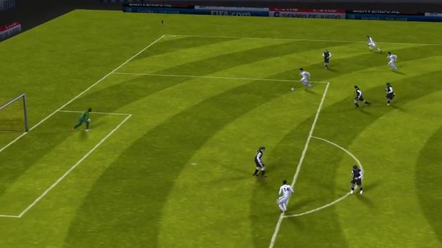 FIFA 13 iPhone/iPad - Málaga CF vs. Real Madrid смотреть онлайн
