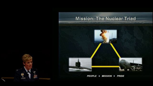 Col. Kristin Goodwin: B-2 and B-52 Bombers, Airmen, and Attitude смотреть онлайн