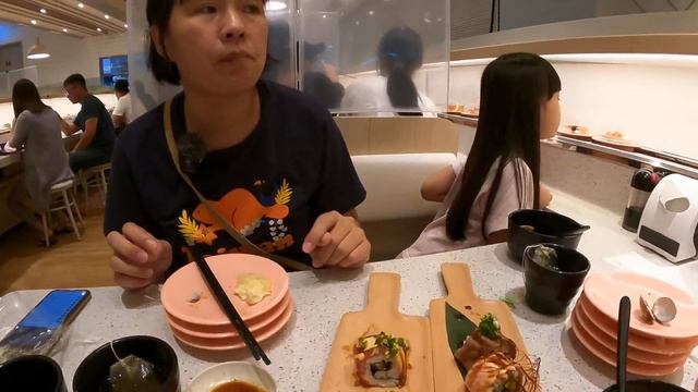 爸爸的視界#111 豪華版爭鮮「SUSHiPLUS」～全台只有10家！雙軌送餐 現點現做 20210918 смотреть онлайн