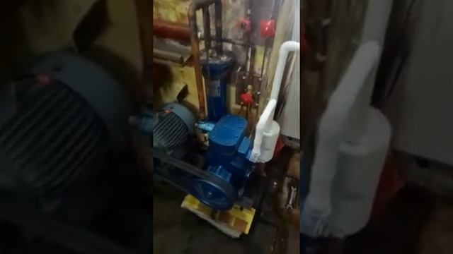 Compressor model DI-Q4 with 3HP motor & DI-Q7 with 10HP successfully running on Ice Plant. смотреть онлайн