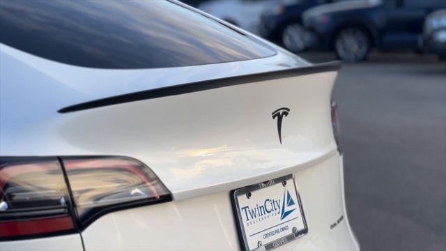 Modern Beauty 🤌🏼 Tesla Model Y Long Range