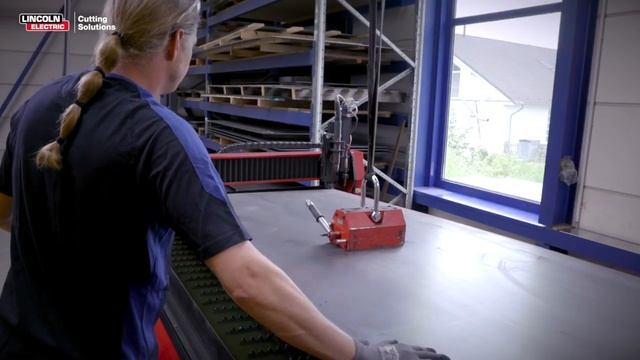 LINCOLN Torchmate 4800 - Referenz Metallbau Ott_GER смотреть онлайн