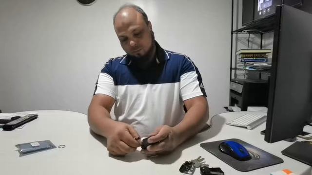 Acura MDX Key fob Battery Replacement смотреть онлайн