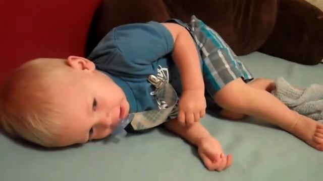 Silly Mac being cute смотреть онлайн