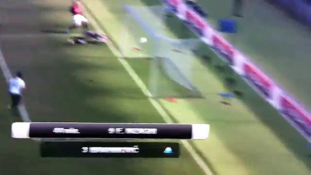 Pippo Inzaghi ne fa 3 !!! + una traversa PES 2011 смотреть онлайн