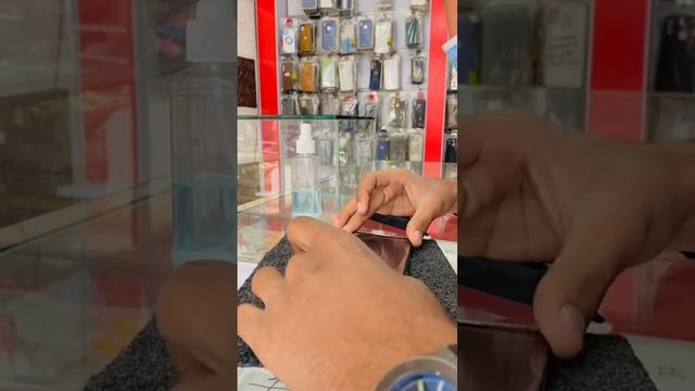 Oppo F17 Cover protector changed 🫶🏻😂#viral #iphone #oppo #amazingfact #smartphone #android смотреть онлайн