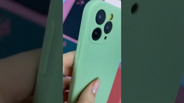 Однотонные чехлы из матового силикона с защитой камеры смотреть онлайн