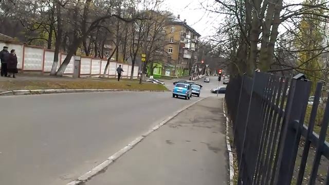 москвич(2) ))) смотреть онлайн