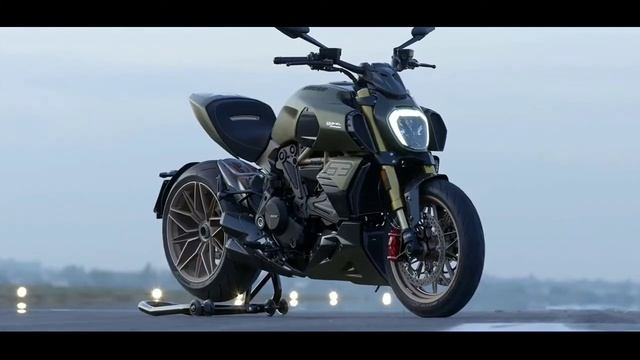 Ducati unveiled 2021 Ducati Diavel Lamborghini 1260 | only 360 vehicles available? смотреть онлайн