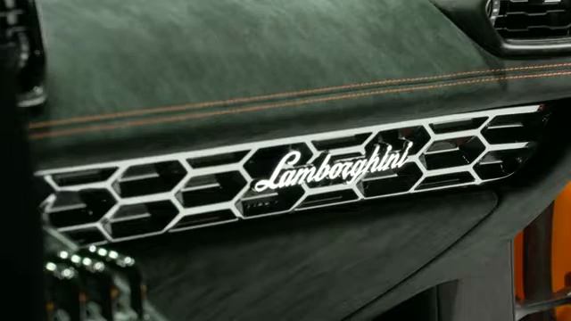 New Lamborghini Huracan Performante Interiors смотреть онлайн