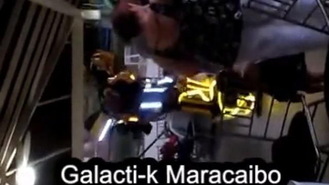 transformer Bumblebee смотреть онлайн
