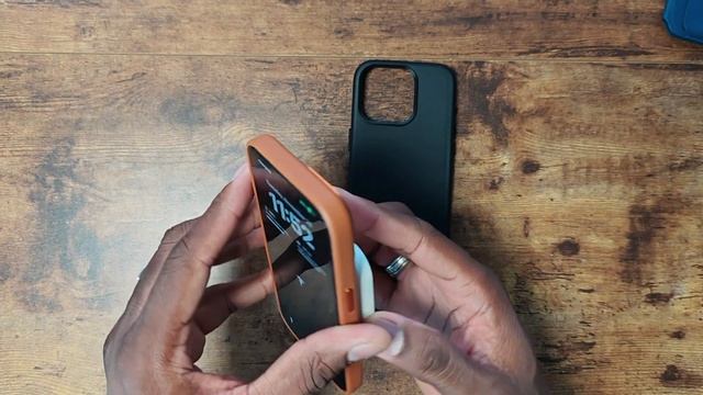 iPhone 15 Pro BENKS VINTAGE LEATHER CASE LINE UP смотреть онлайн