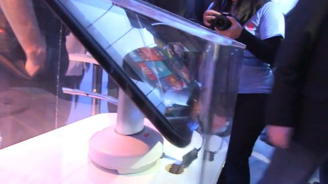 Intel Clover Trail Reference Design Windows 8 Tablet смотреть онлайн
