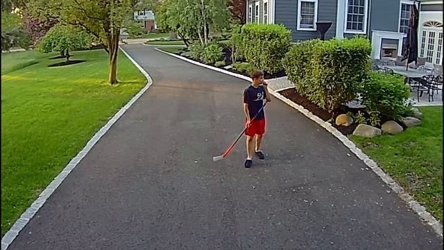 Hockey Goals: 0, Broken Windows: 1｜RingTV смотреть онлайн