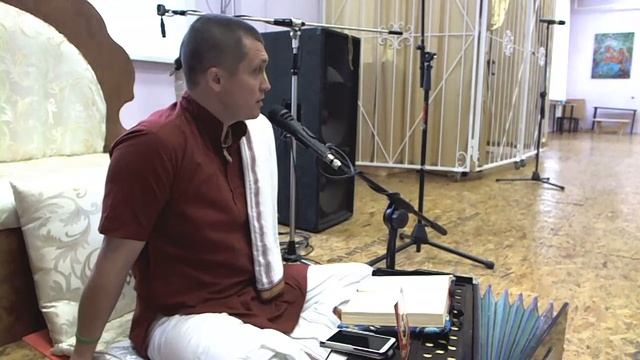 2015.07.29, Ср. - СПб, КЦ Гаура. ШБ 01.12.18. Е.М. Радхавинода Пр. - 07-30-18