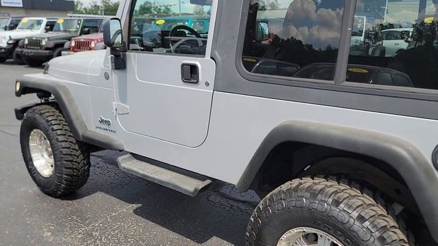 2004 Jeep Wrangler смотреть онлайн