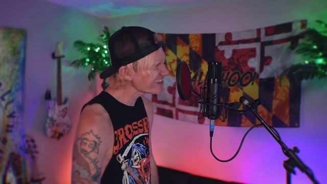 Suzie Chapstick | Green Day | Beach Rock Version смотреть онлайн