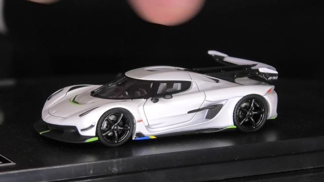 1/64 KOENIGSEGG JESKO by Avanstyle Models - Micro Review смотреть онлайн