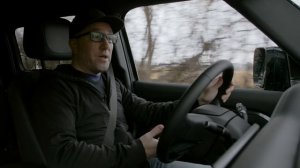 2024 Defender 130 Outbound | Stealth Urban Swagger