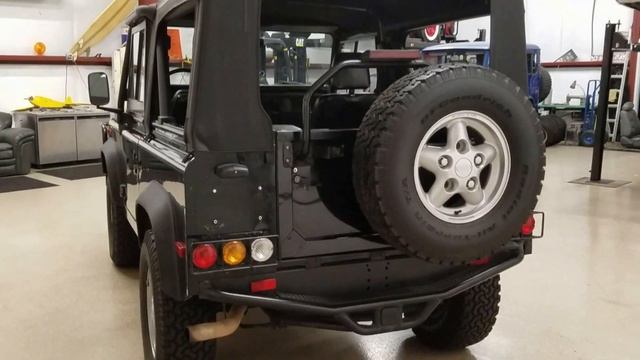 1994 Land Rover Defender 90 NAS смотреть онлайн