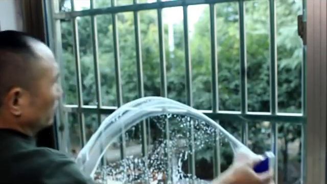 Dụng cụ lau kính 2 mặt 0976612091 смотреть онлайн