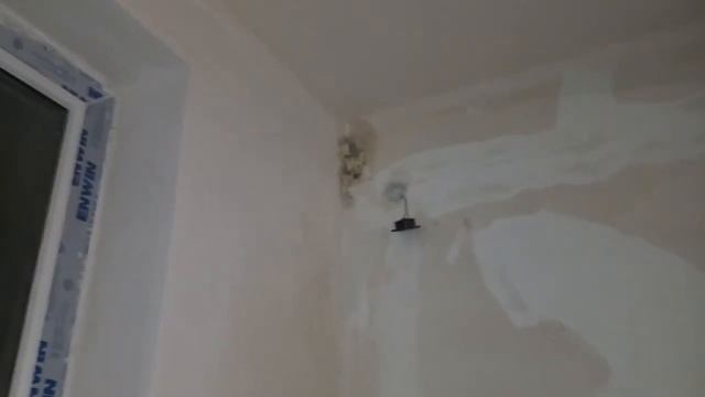 Мокнет верхний угол в квартире смотреть онлайн